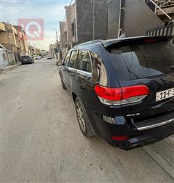 جیپ گراند شیرۆکی